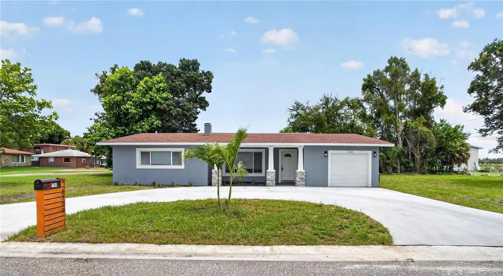 2700 12th Street, FL