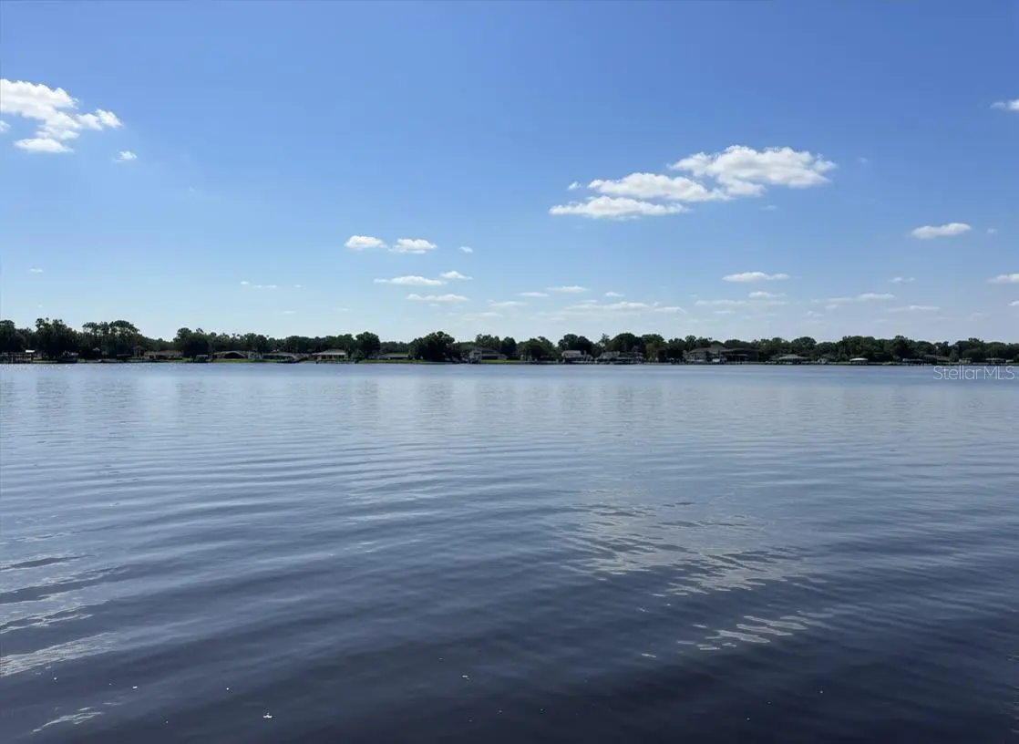 3704 Swans Landing Drive, FL