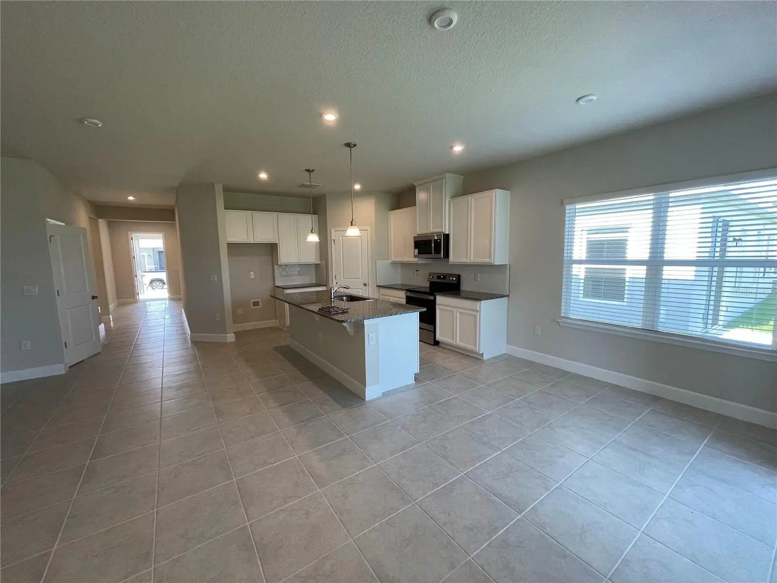 333 Winter Bliss Lane, FL