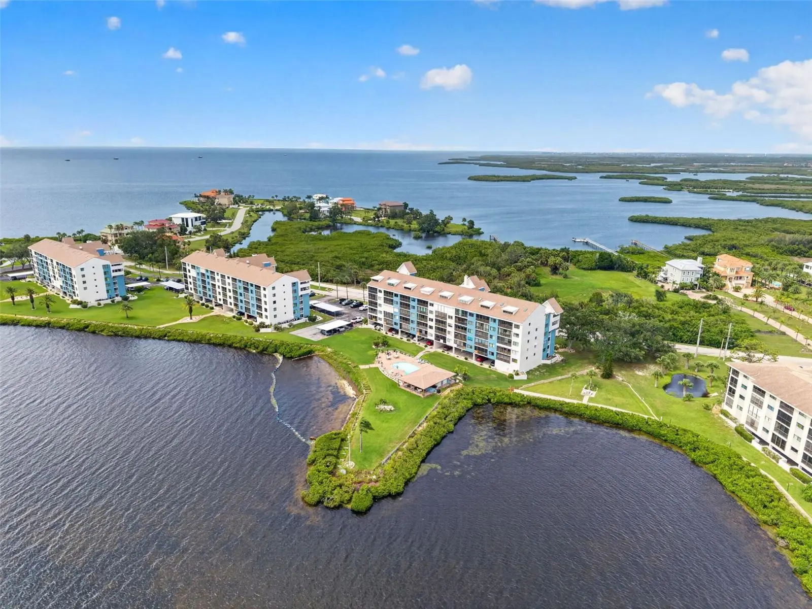 4650 Bay Boulevard, FL