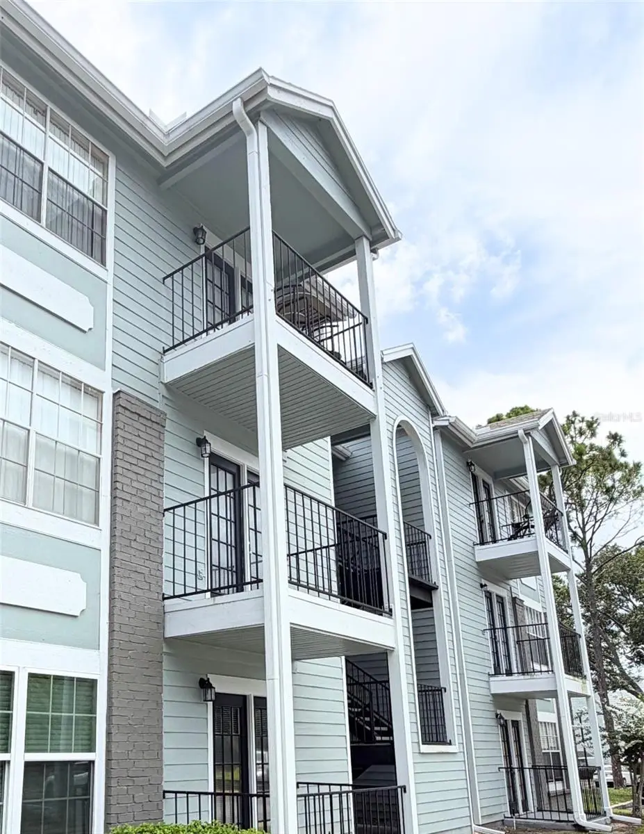 2550 Alafaya Trail, FL