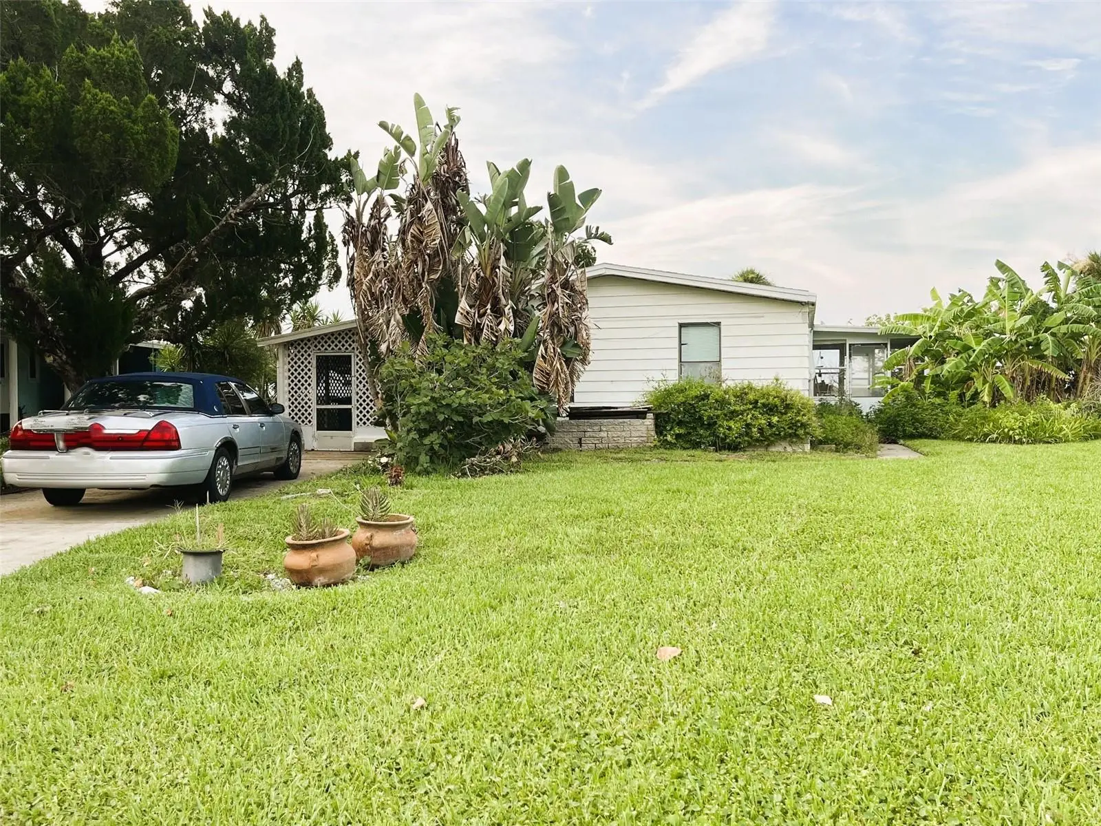 281 Golden Bay Boulevard, FL