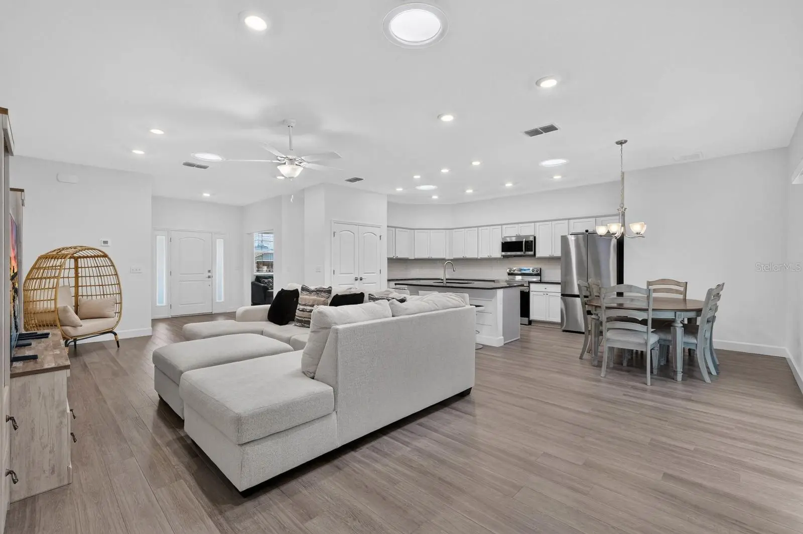 23 Bud Field Drive, FL