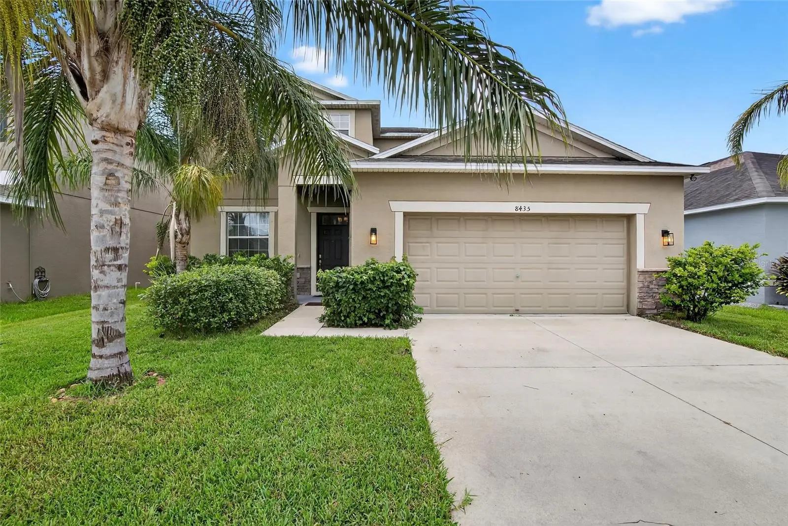 8435 Hunters Fork Loop, FL