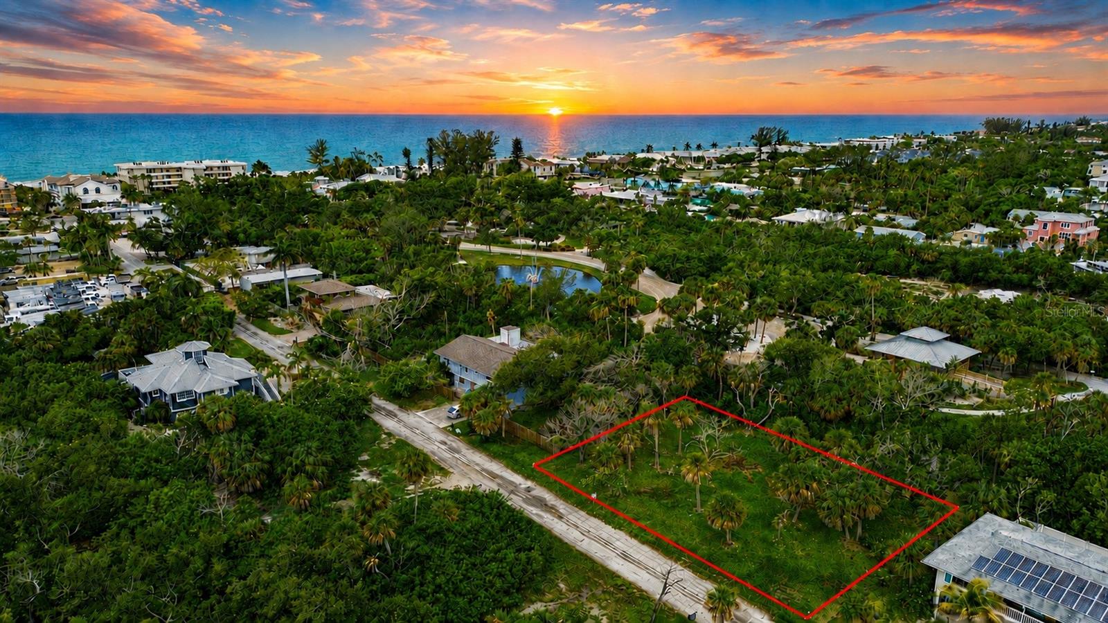 561 Gulf Bay Road, FL