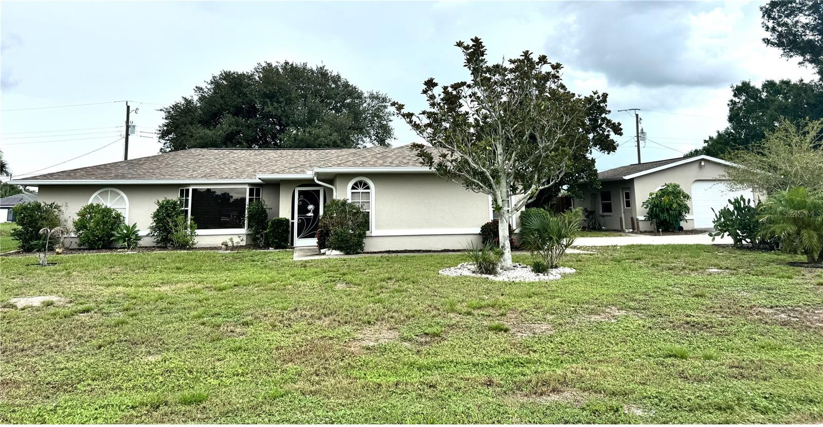 30048 Oak Road, FL