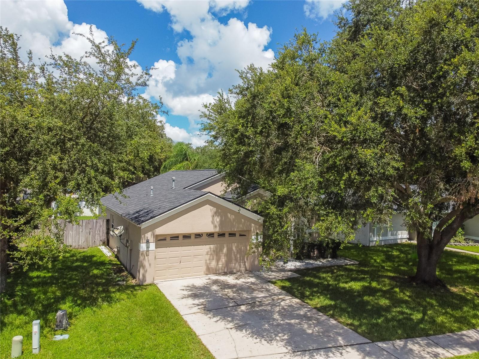 24541 Laurel Ridge Drive, FL