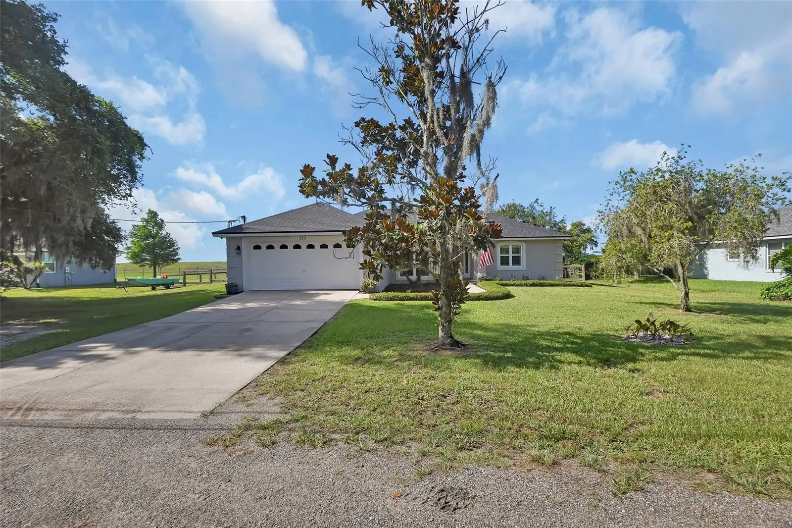 523 Konomac Lake Drive, FL