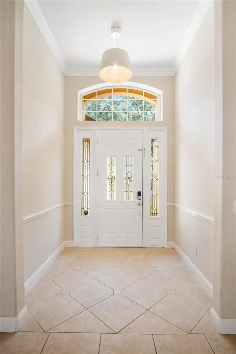 10734 Woodchase Circle, FL