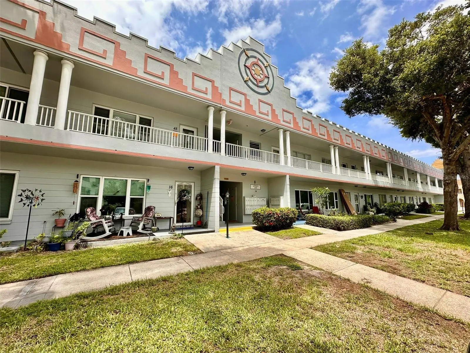 2100 World Parkway Boulevard, FL