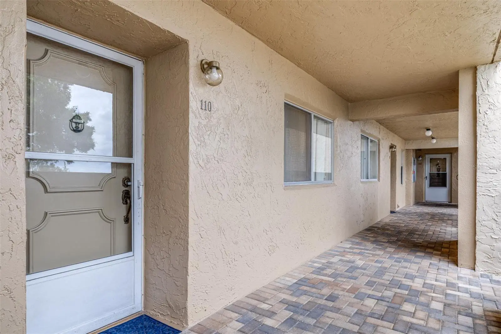 90 Highland Avenue, FL
