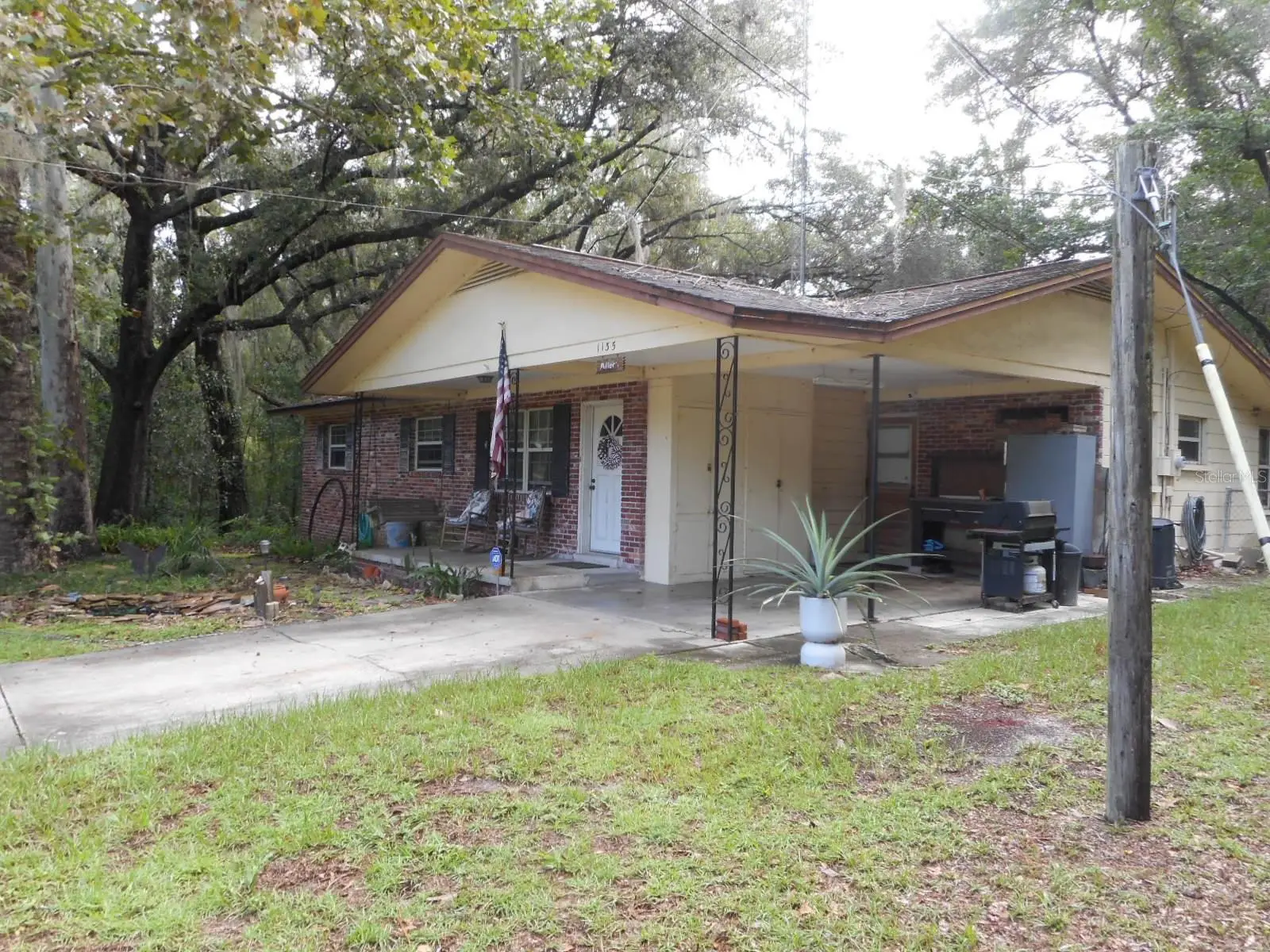 1135 Shorewood Drive, FL