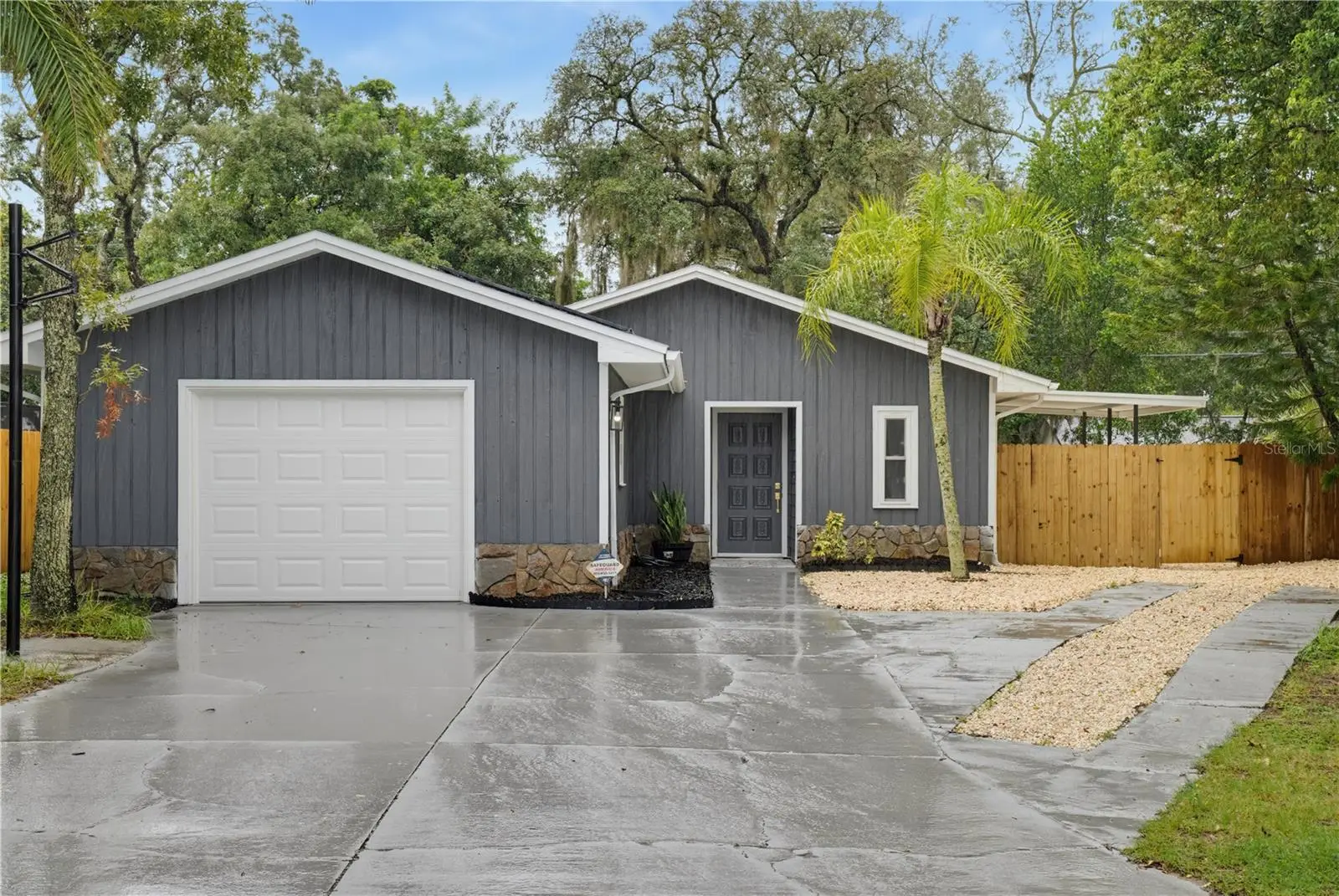 5616 Golden Nugget Drive, FL