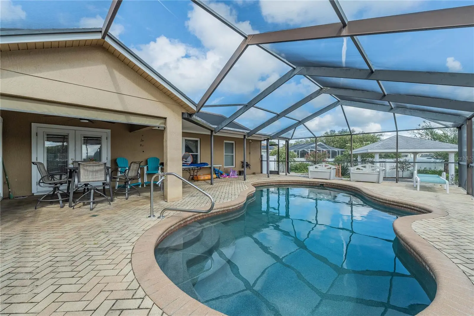205 Thomas Court, FL