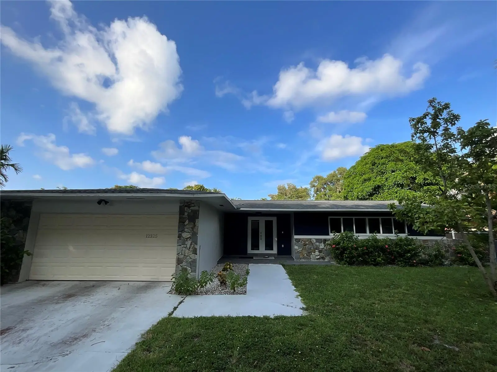 12325 2nd Court, FL
