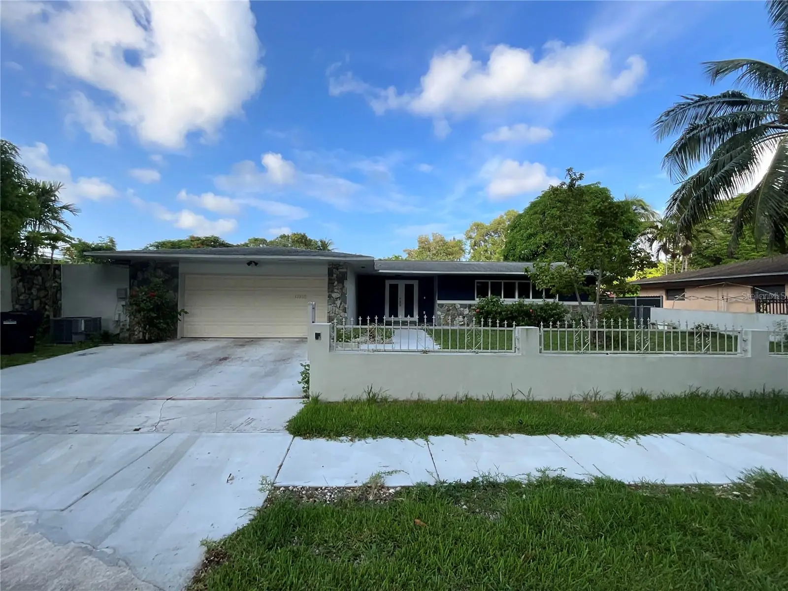 12325 2nd Court, FL