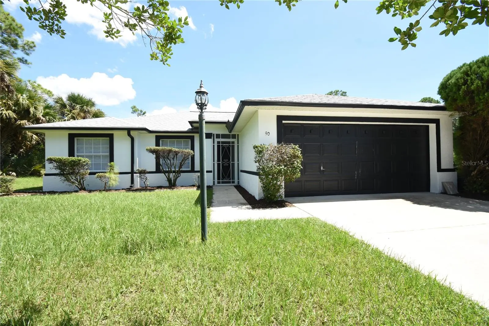 90 Sleepy Hollow Trail, FL