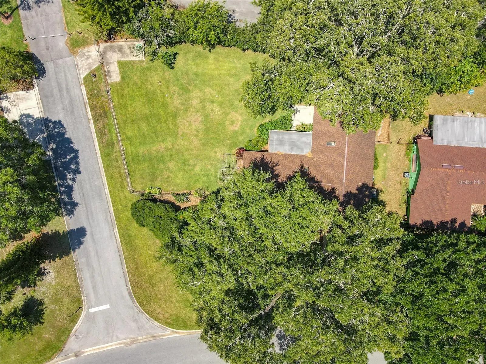 512 Ponderosa Drive, FL