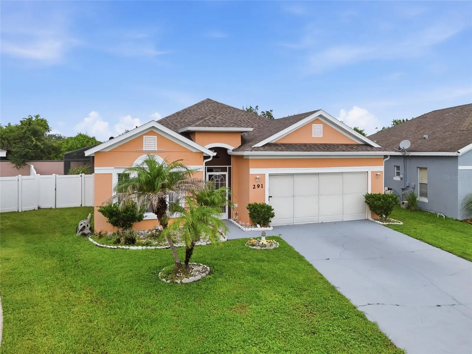 291 Magical Way, FL