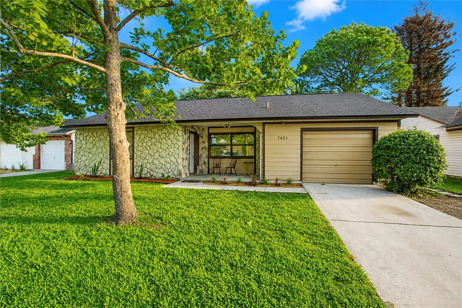 7621 Ruthwind Court, FL