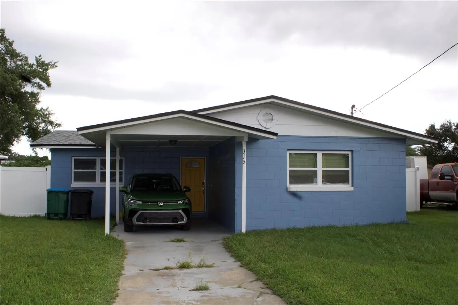 315 Amador Circle, FL