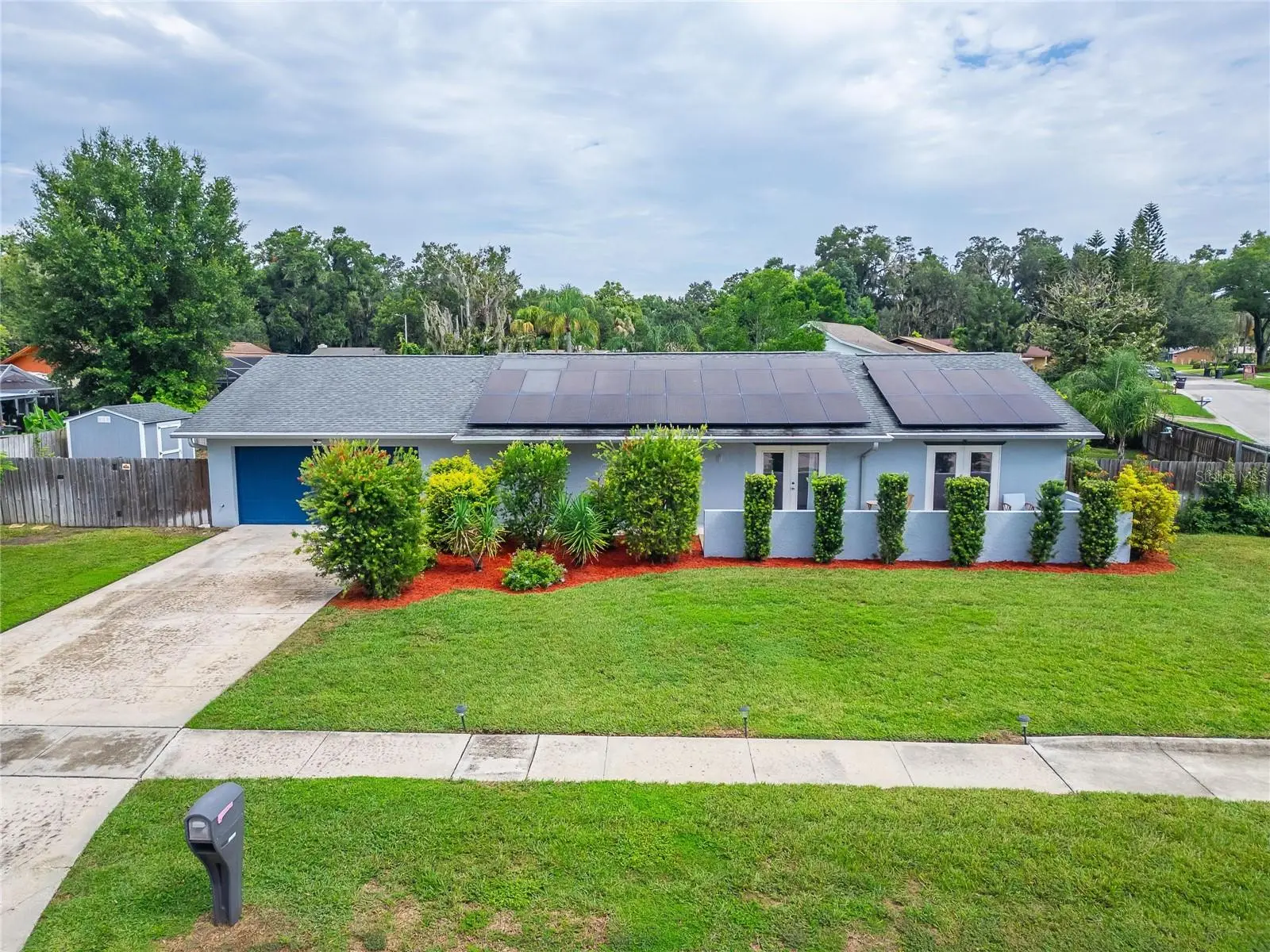 1120 Lakemont Drive, FL