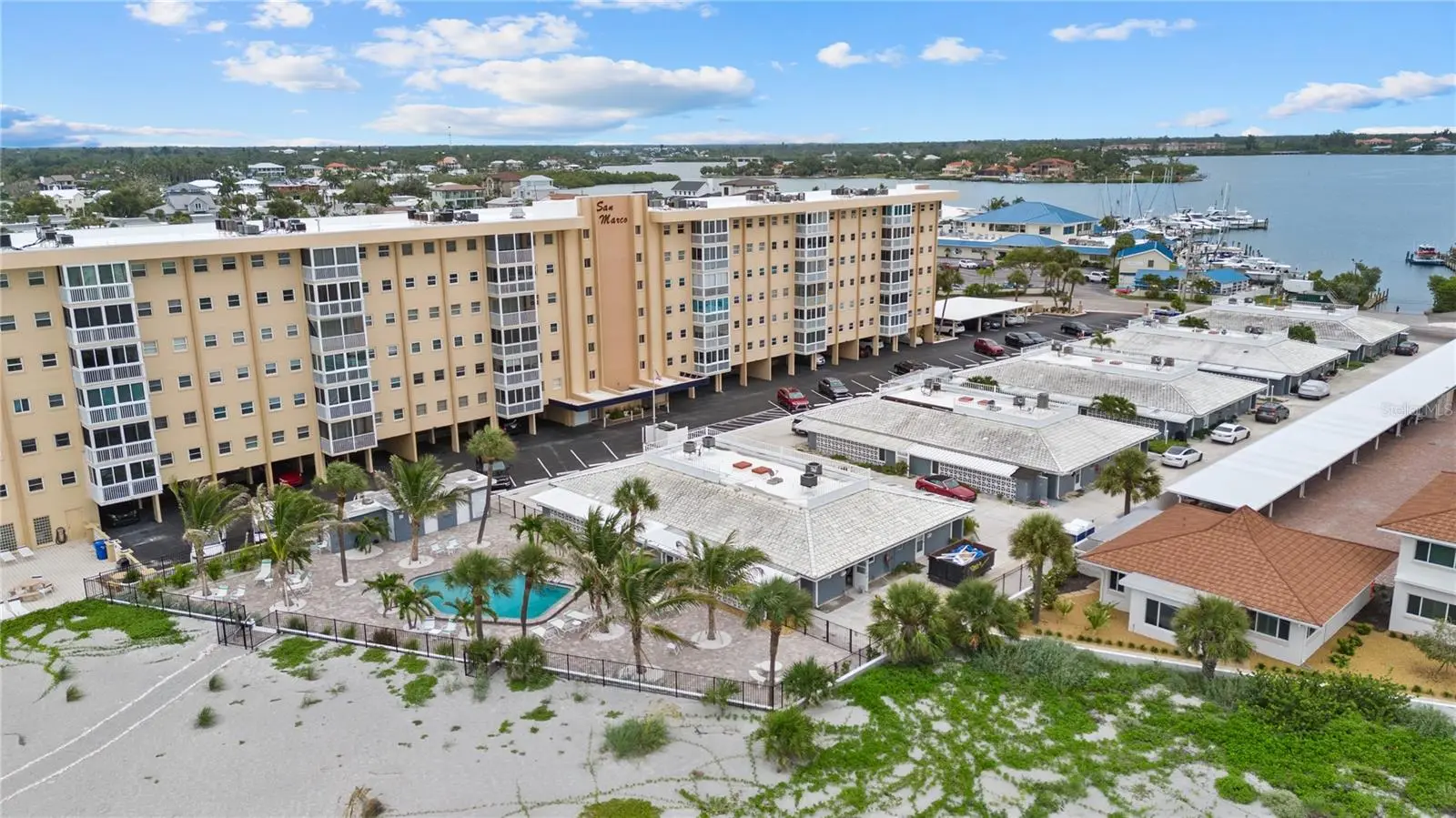 1205 Tarpon Center Drive, FL
