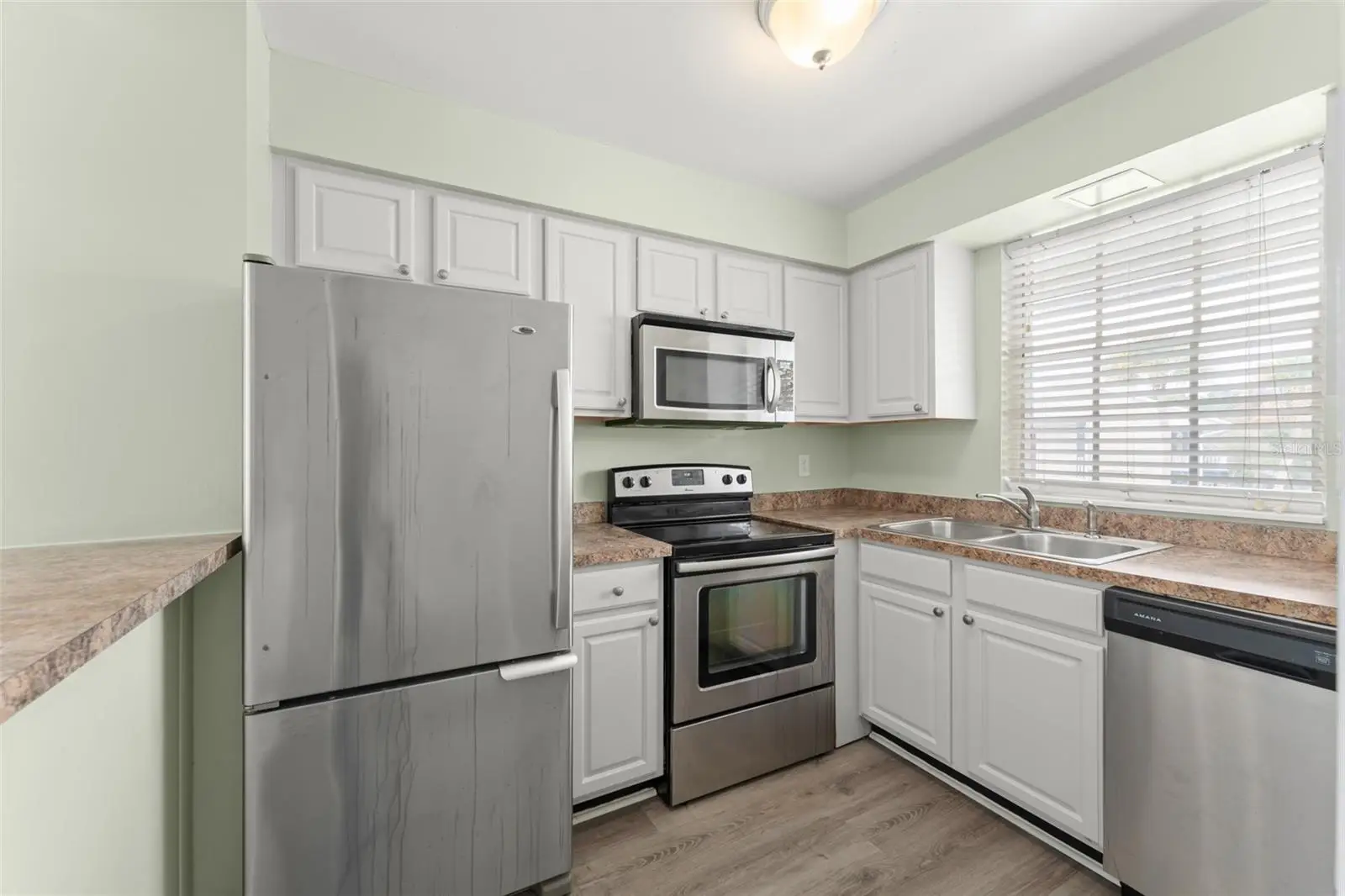 1250 S Denning Dr, FL