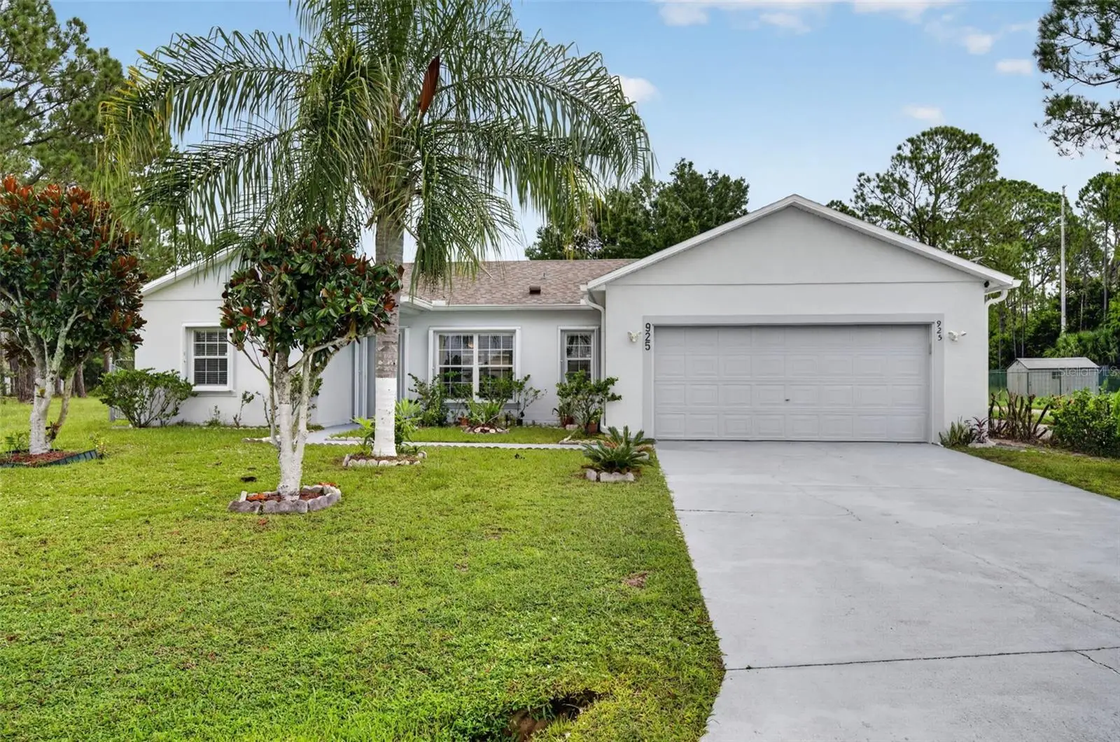 925 Gillingham Court, FL