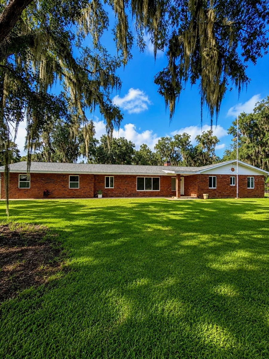 1221 Skates Street, FL