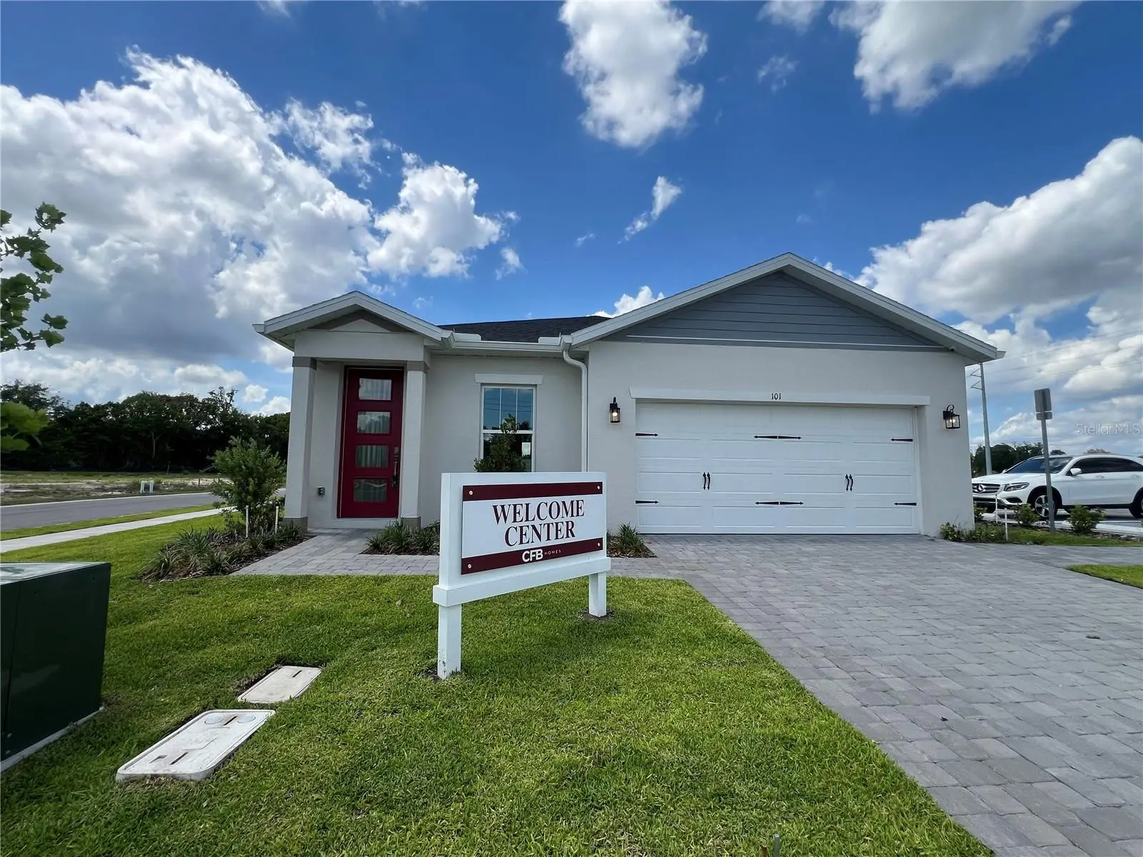 101 Elena Lavin Circle, FL