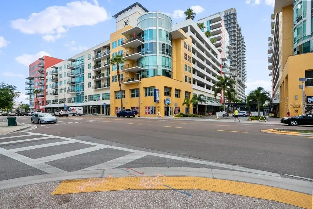 1120 Kennedy Boulevard, FL