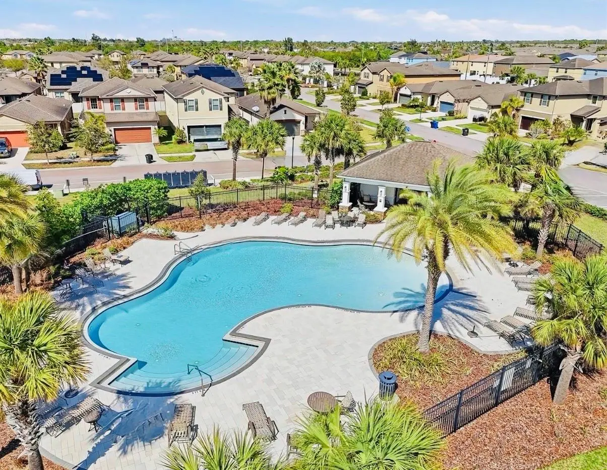 1505 Custer Bayou St, FL