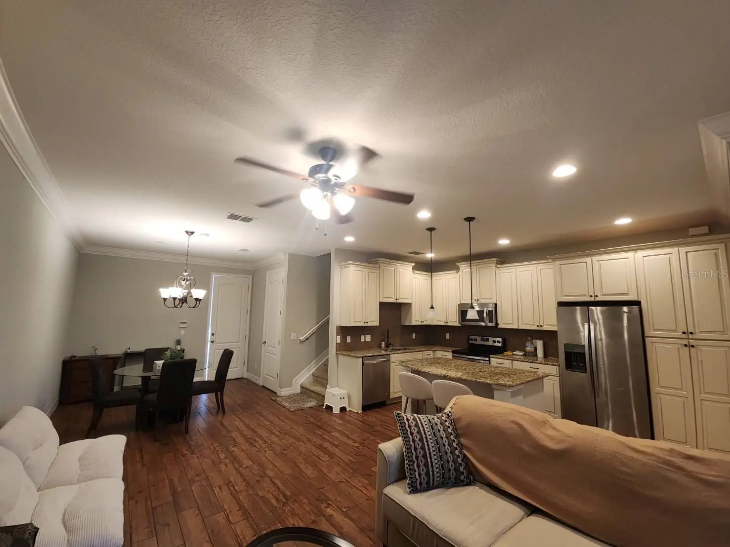 10052 Eagle Creek Center Boulevard, FL