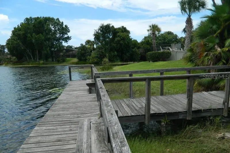 922 Lake Destiny Road, FL