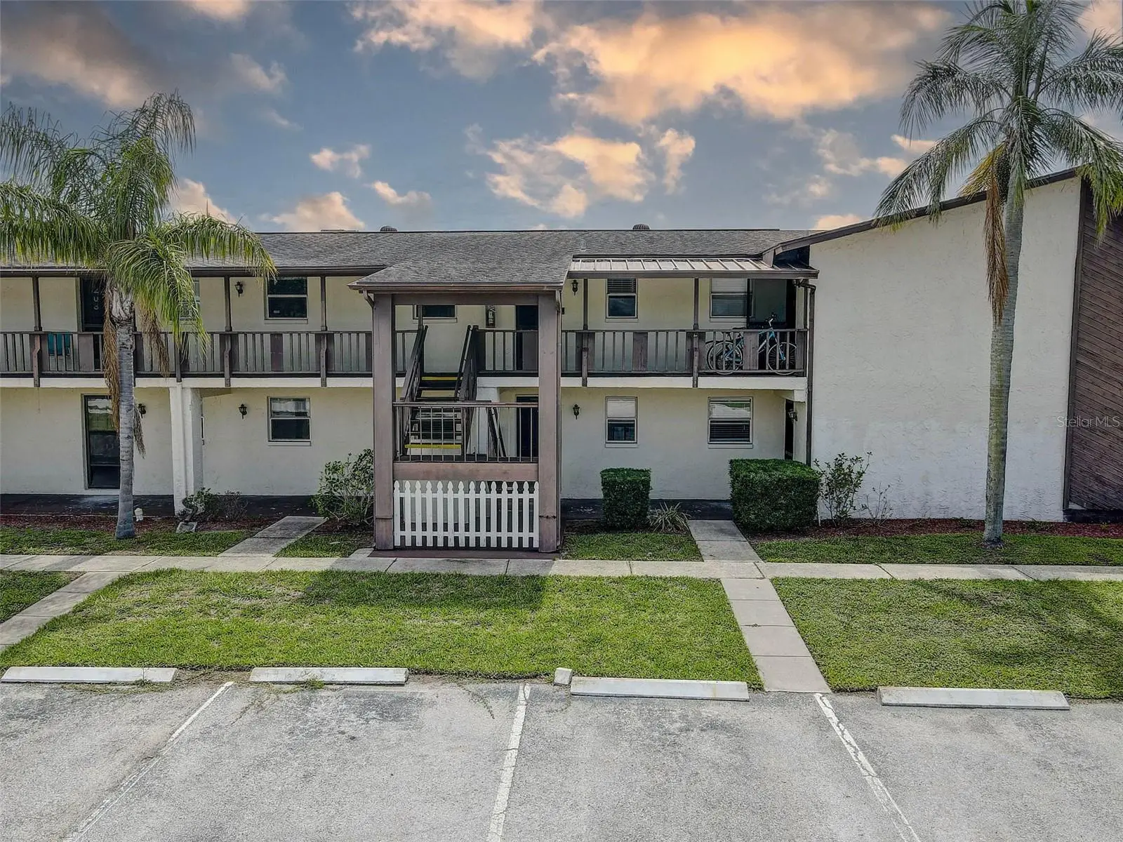 8440 Old Post Road, FL