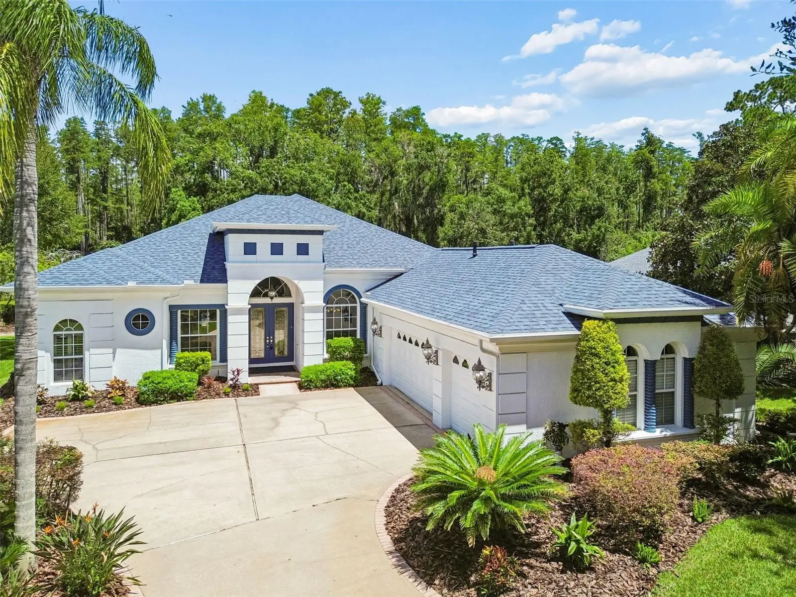 21105 Lake Vienna Drive, FL