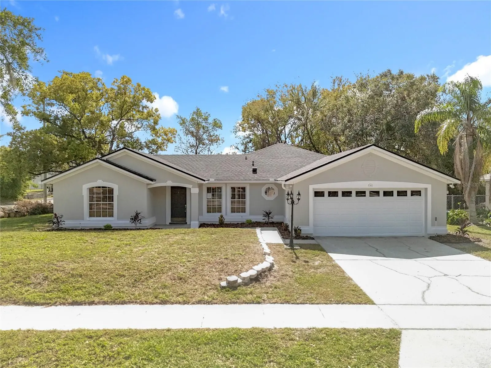790 Silhouette Court, FL