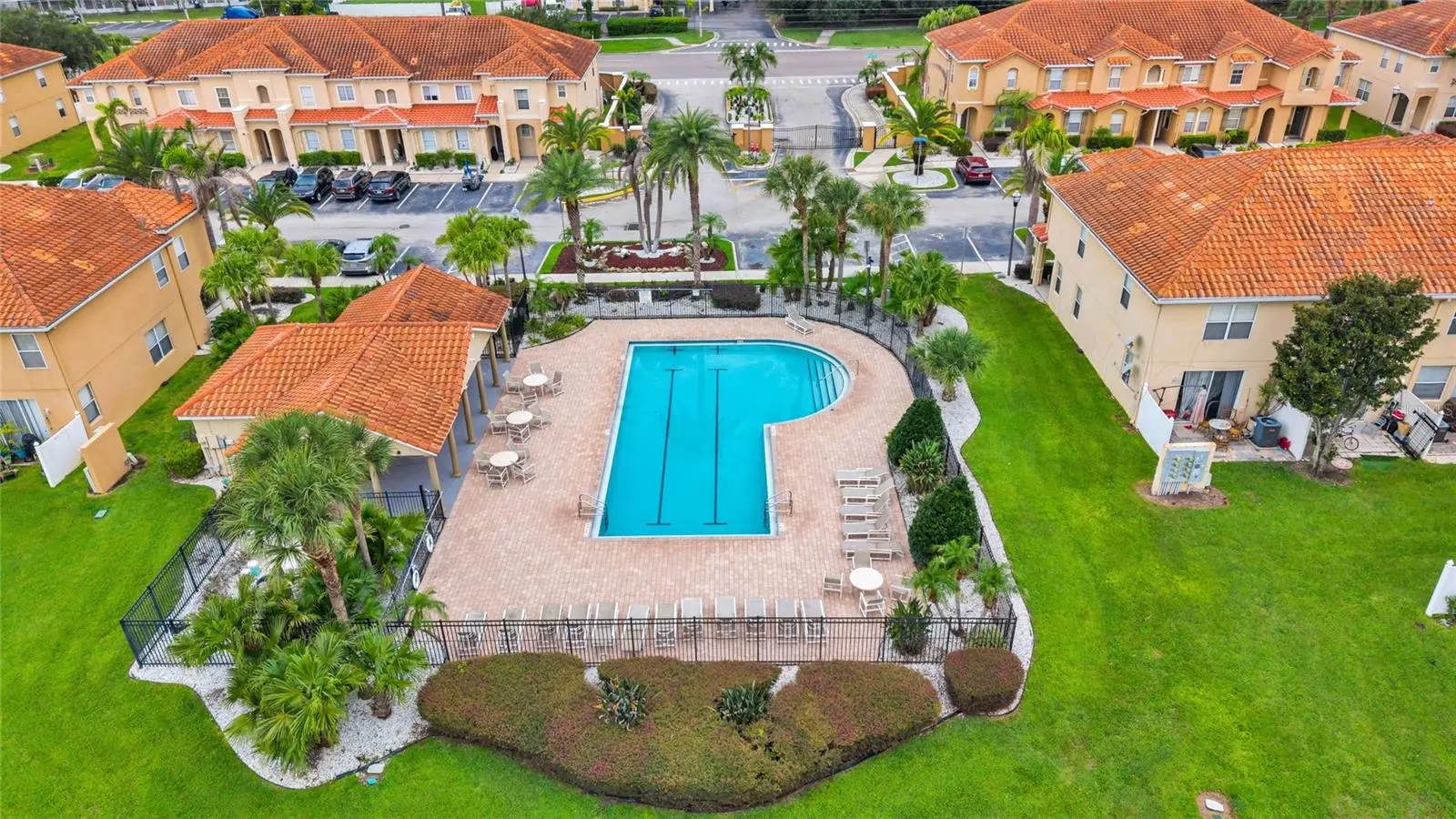 5266 Paradise Cay Circle, FL
