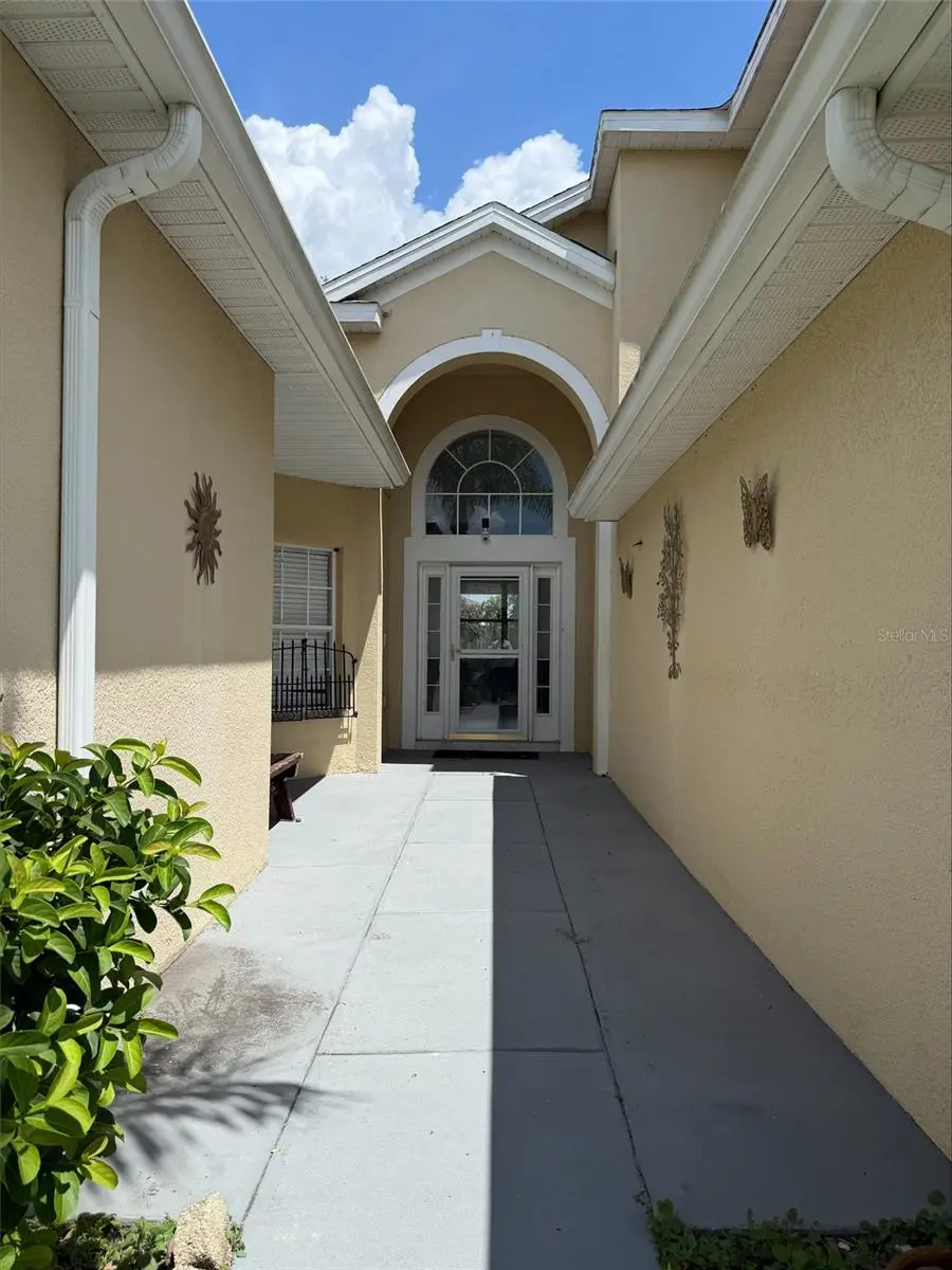 3511 Maple Ridge Loop, FL