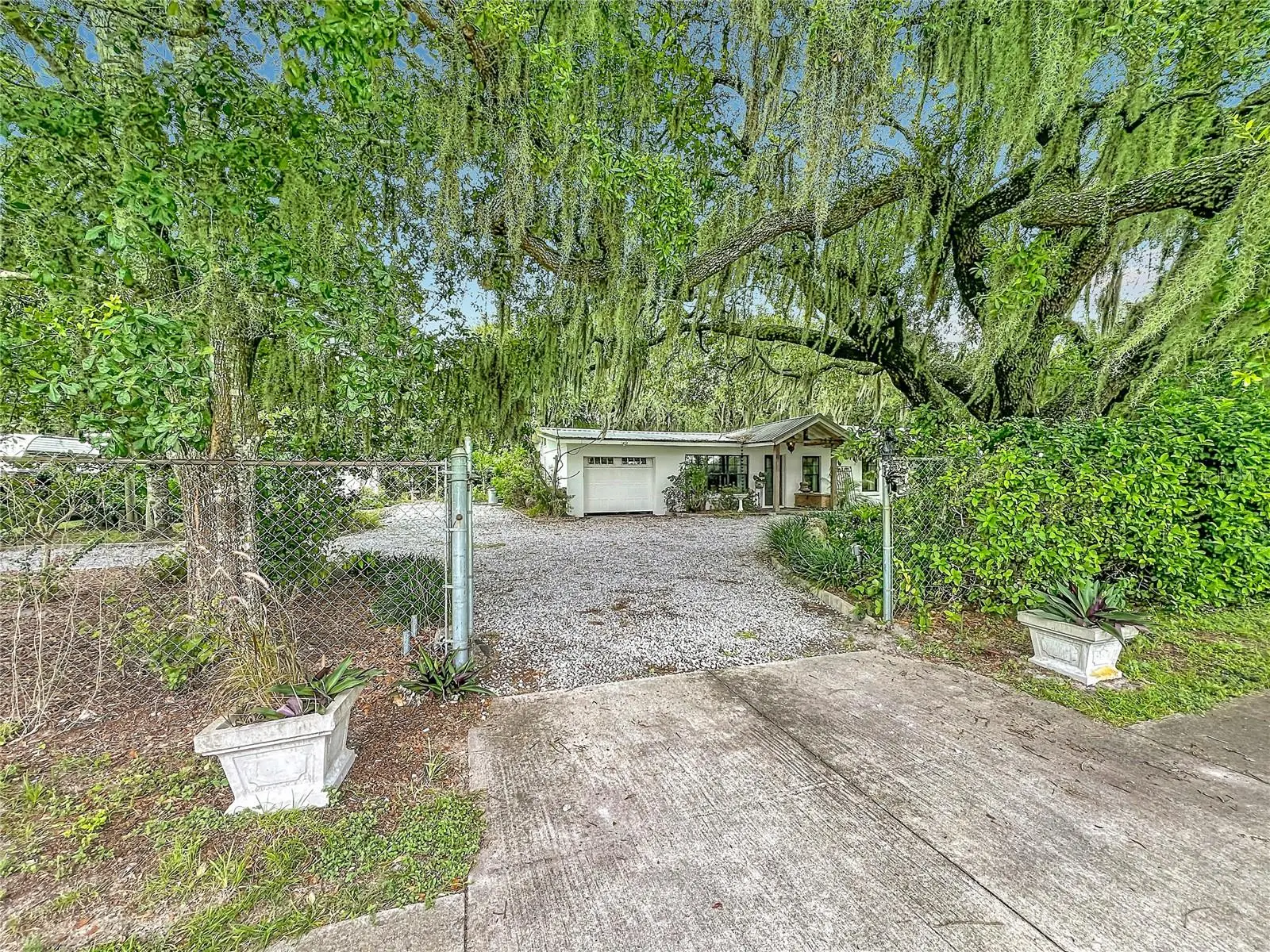 3851 Sanford Avenue, FL