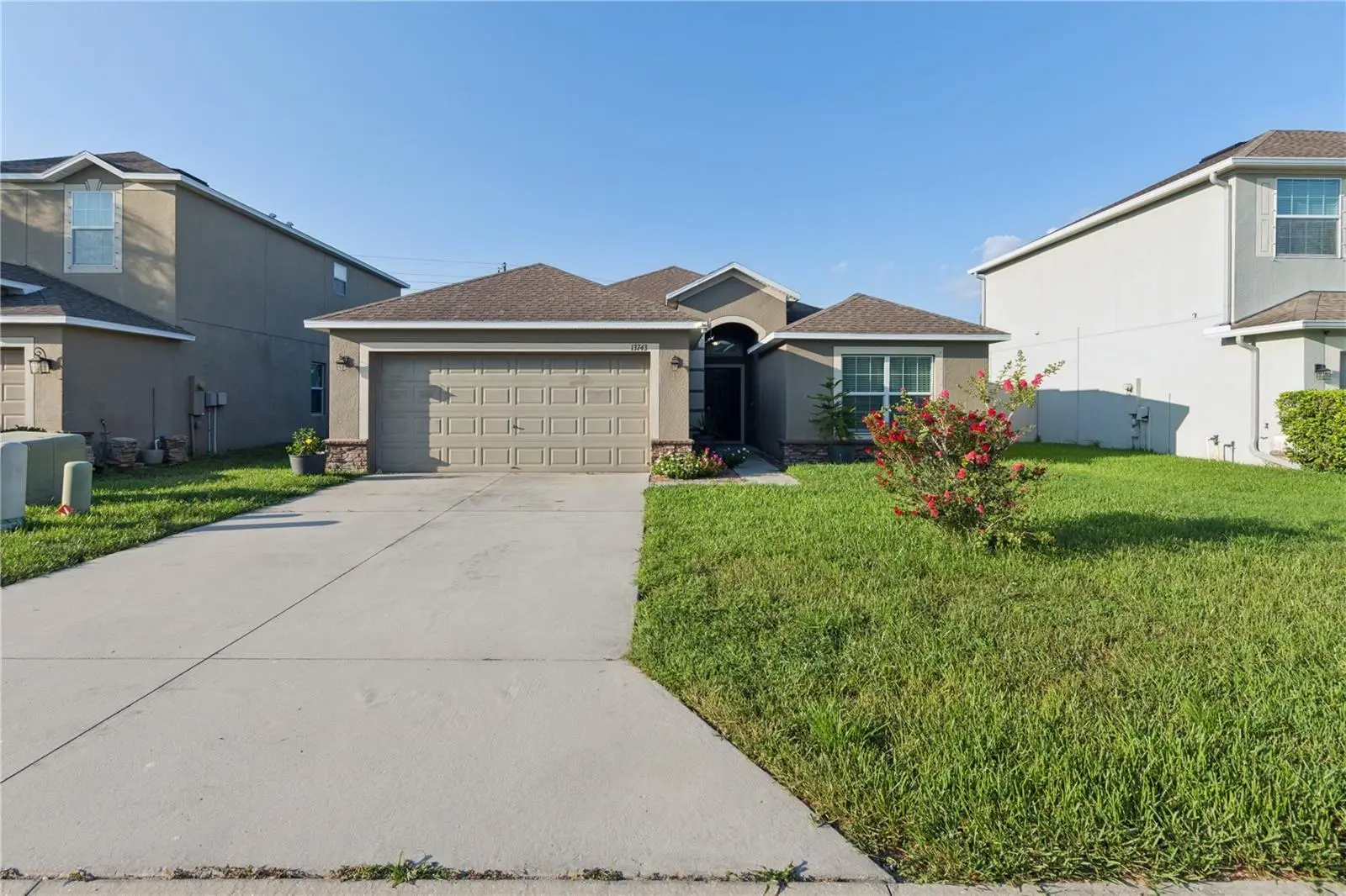 13743 Newport Shores Drive, FL
