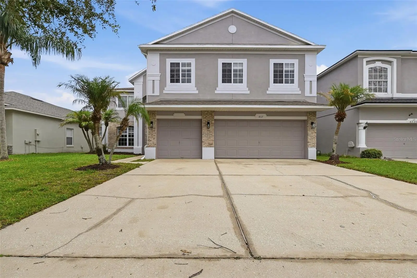 4317 Hickory Stone Circle, FL