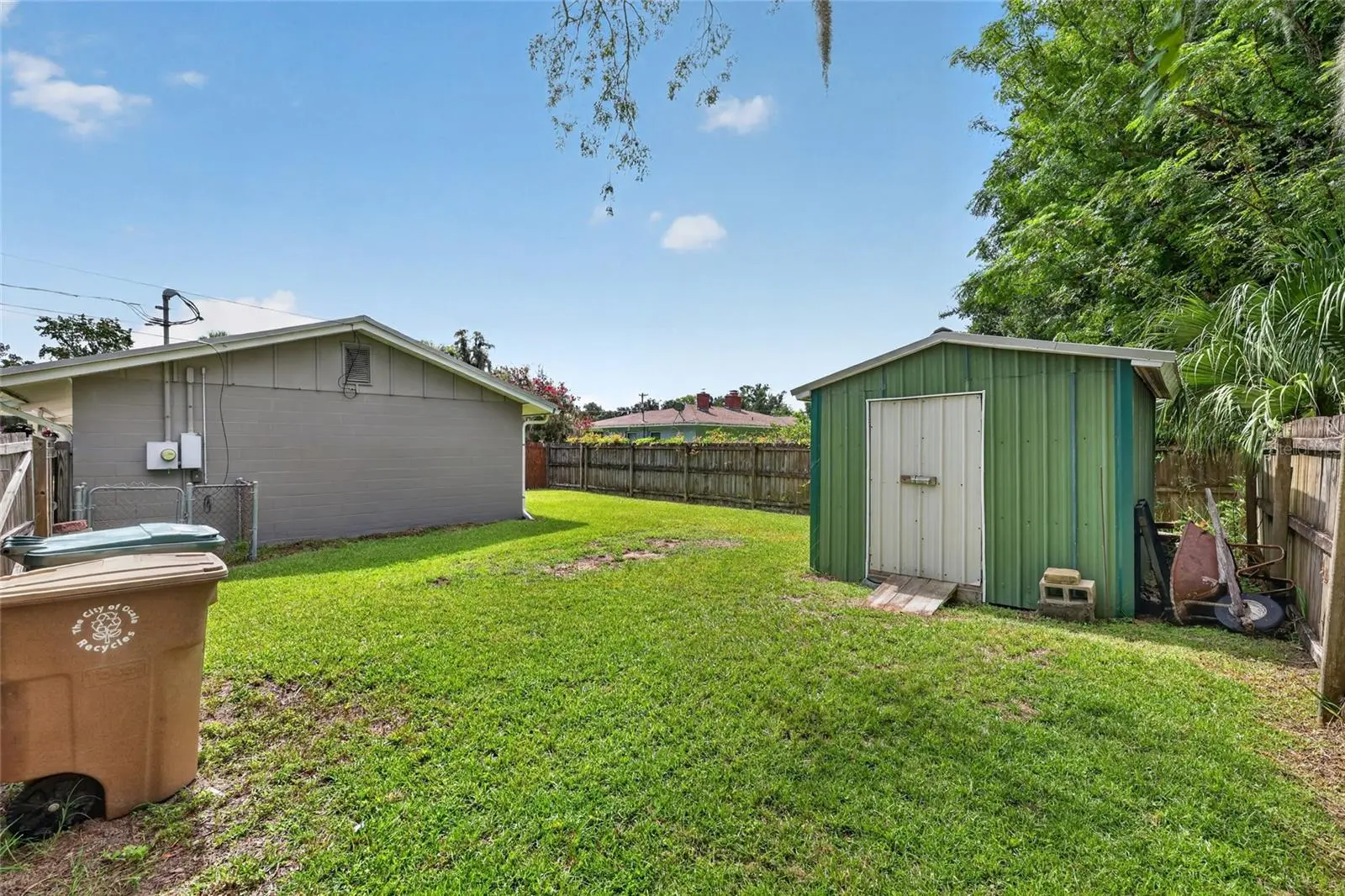 3174 6th Place, FL