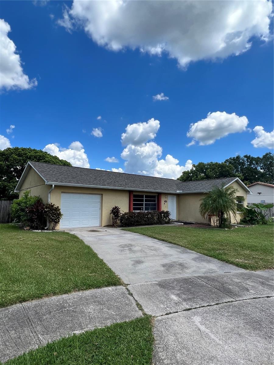 1313 Summer Breeze Road, FL