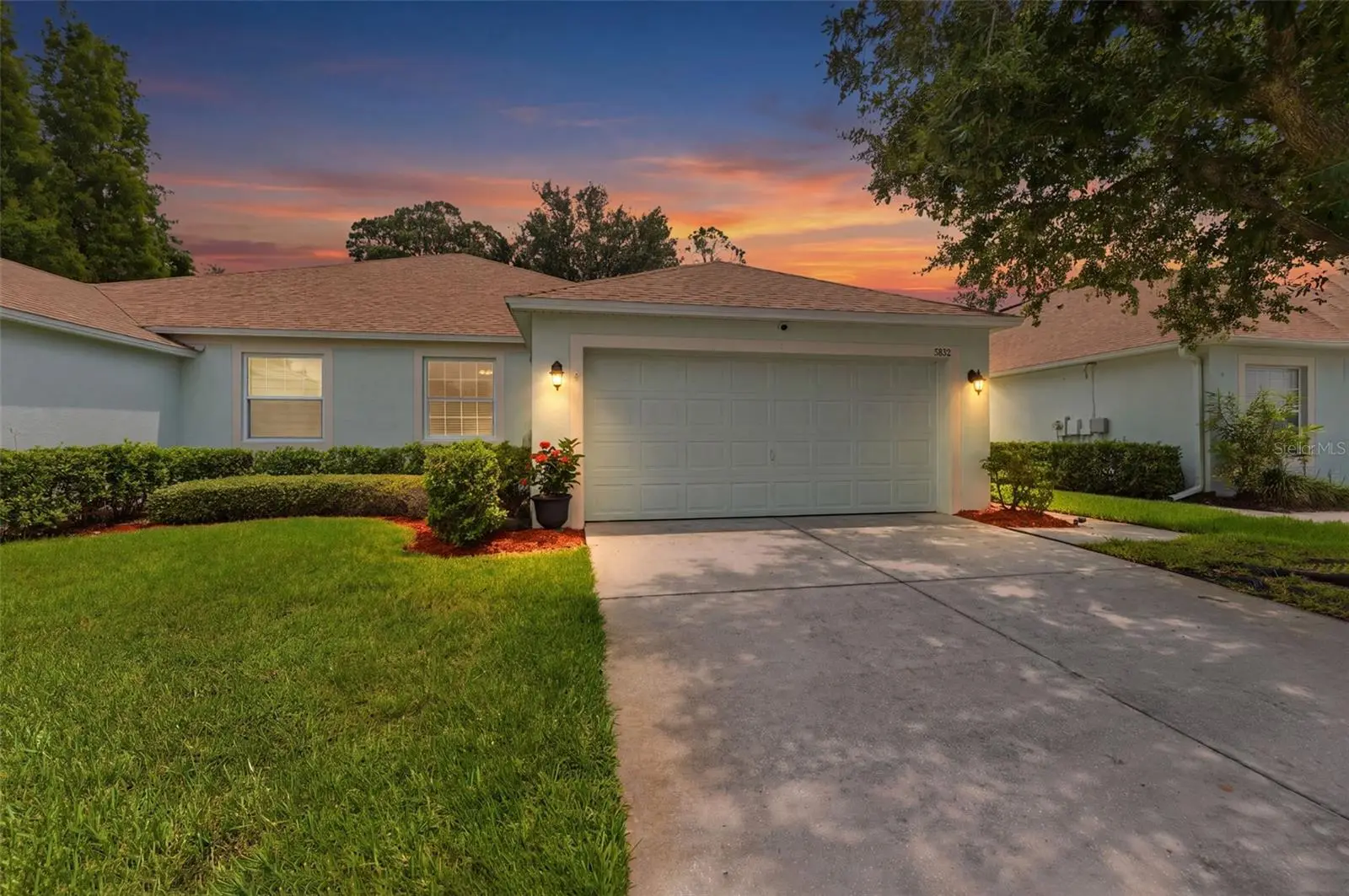 5852 Autumn Shire, FL