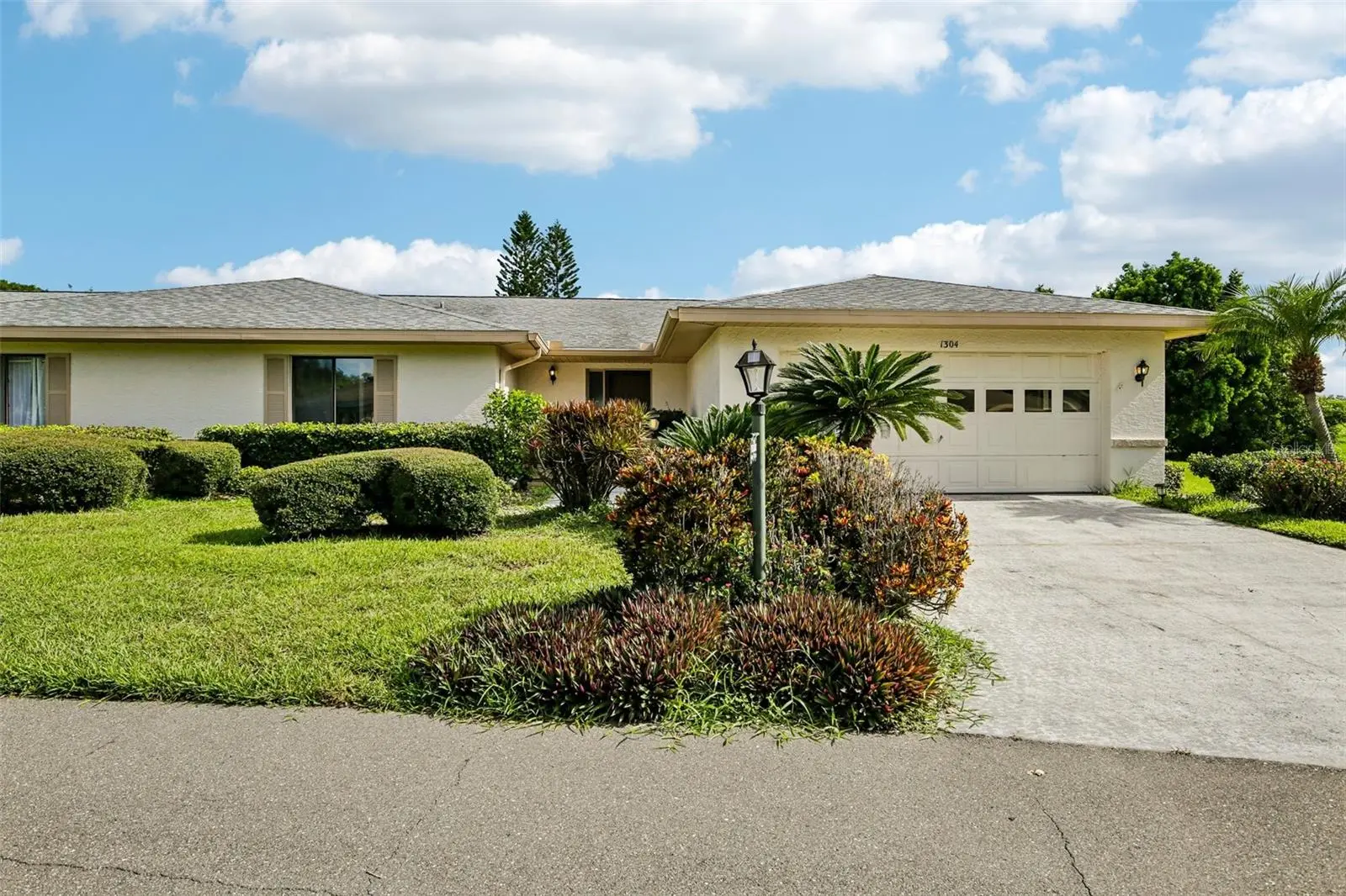 1304 Leland Drive, FL