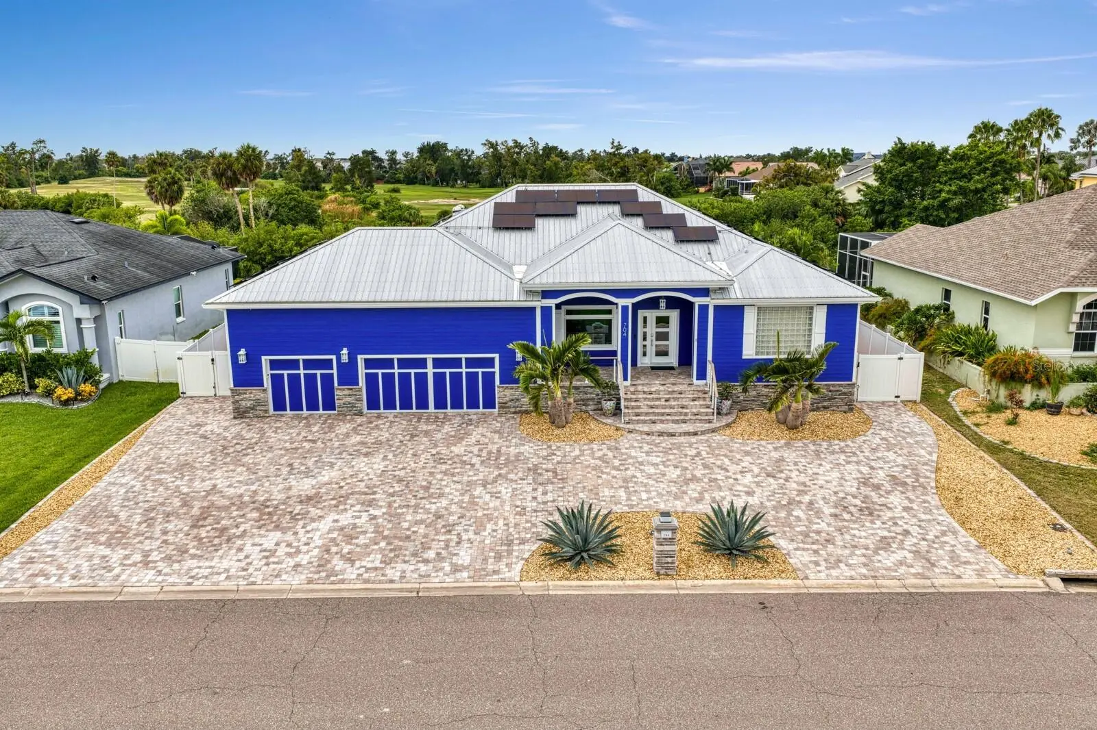 704 Eagle Lane, FL