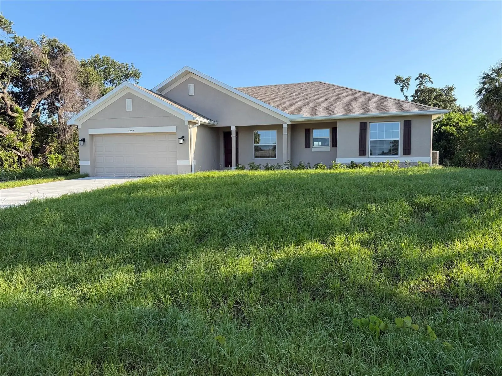 1252 Fleetwood Drive, FL