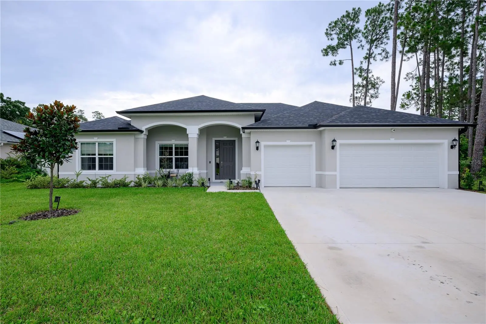 25 Edge Lane, FL